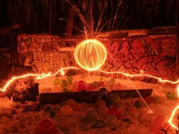 Het maken van schitterende Licht schilderij foto's met vuurwerk - Light Painting Imagery